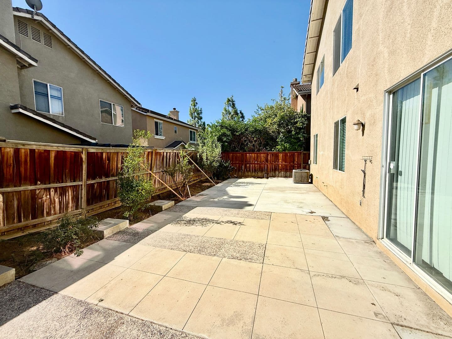 Riverside House: 11224 Parkway Ct