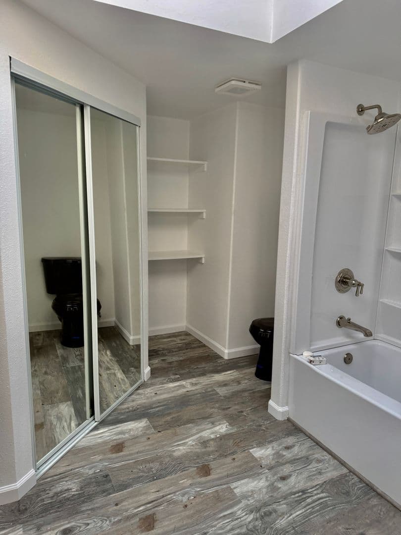 Wildomar House: 22784 Grand Ave