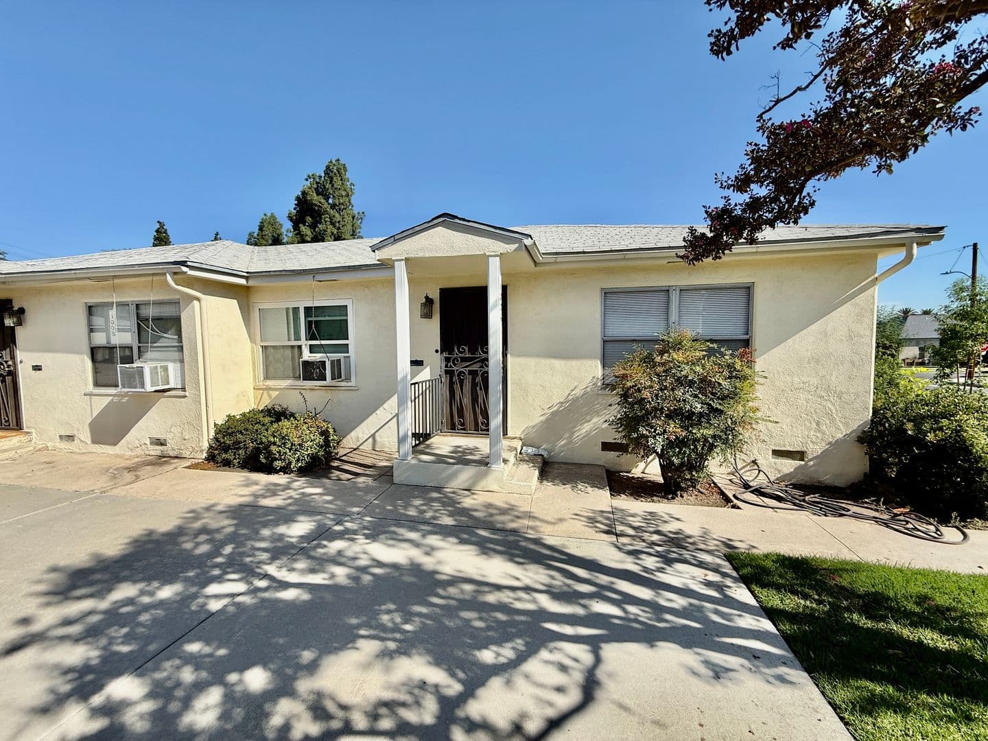 Corona House: 1006 S Howard St.