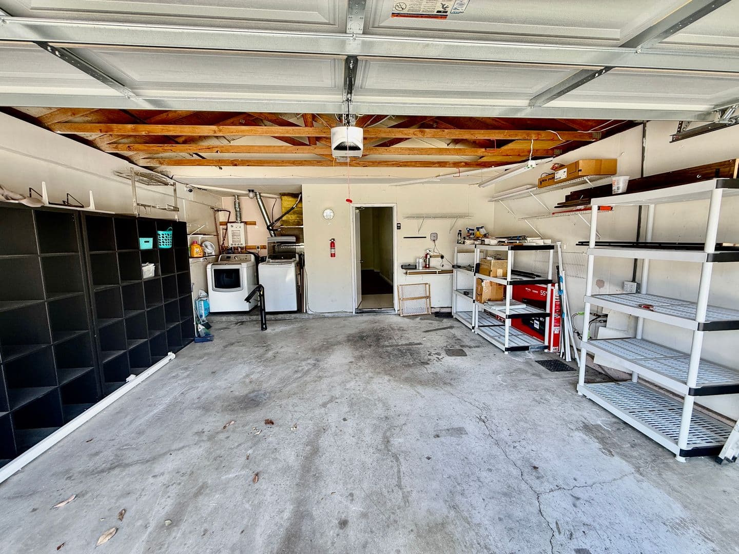 Riverside House: 3466 Siskiyou Cir