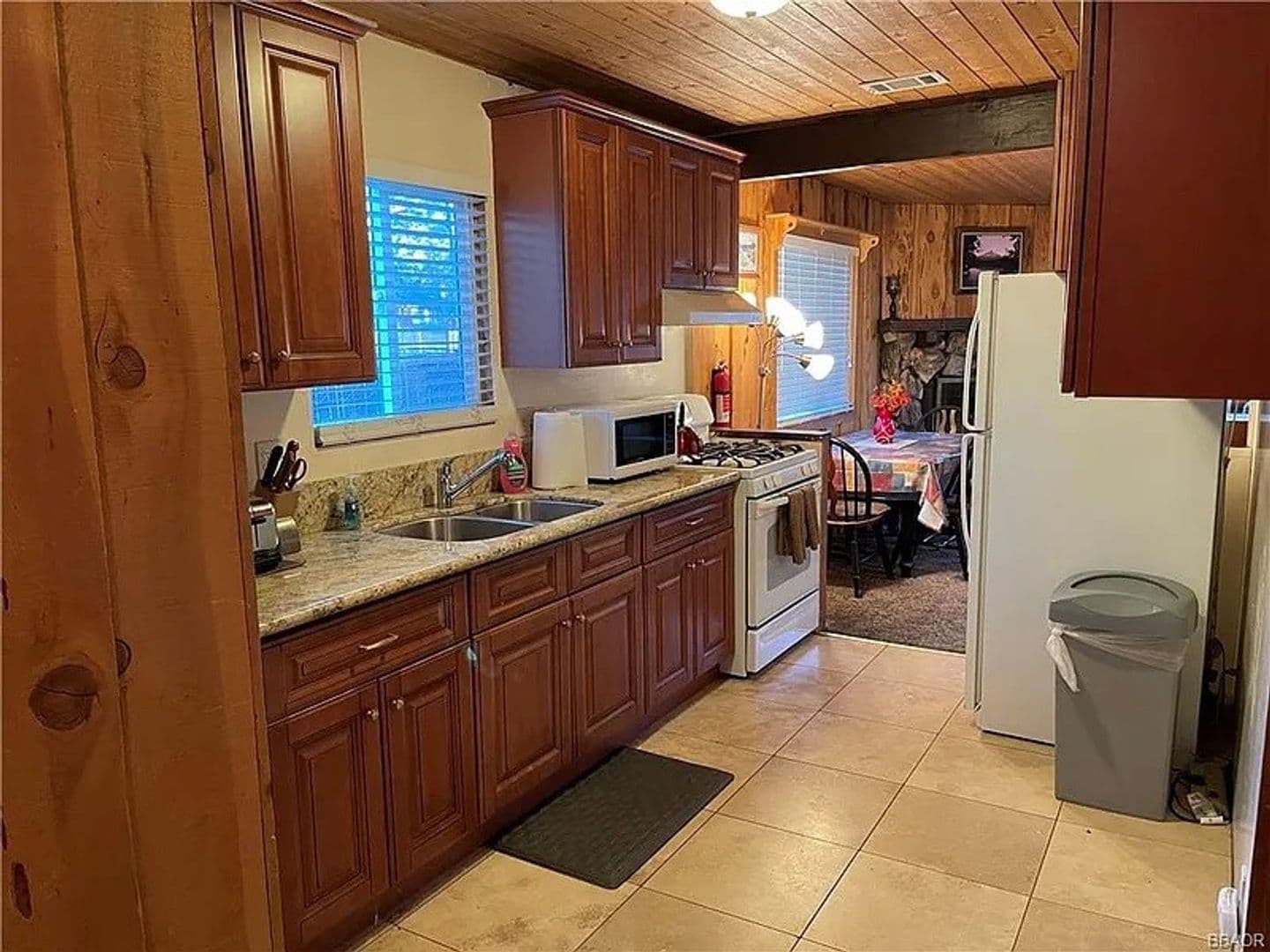 Big Bear City House: 507 Elysian Blvd