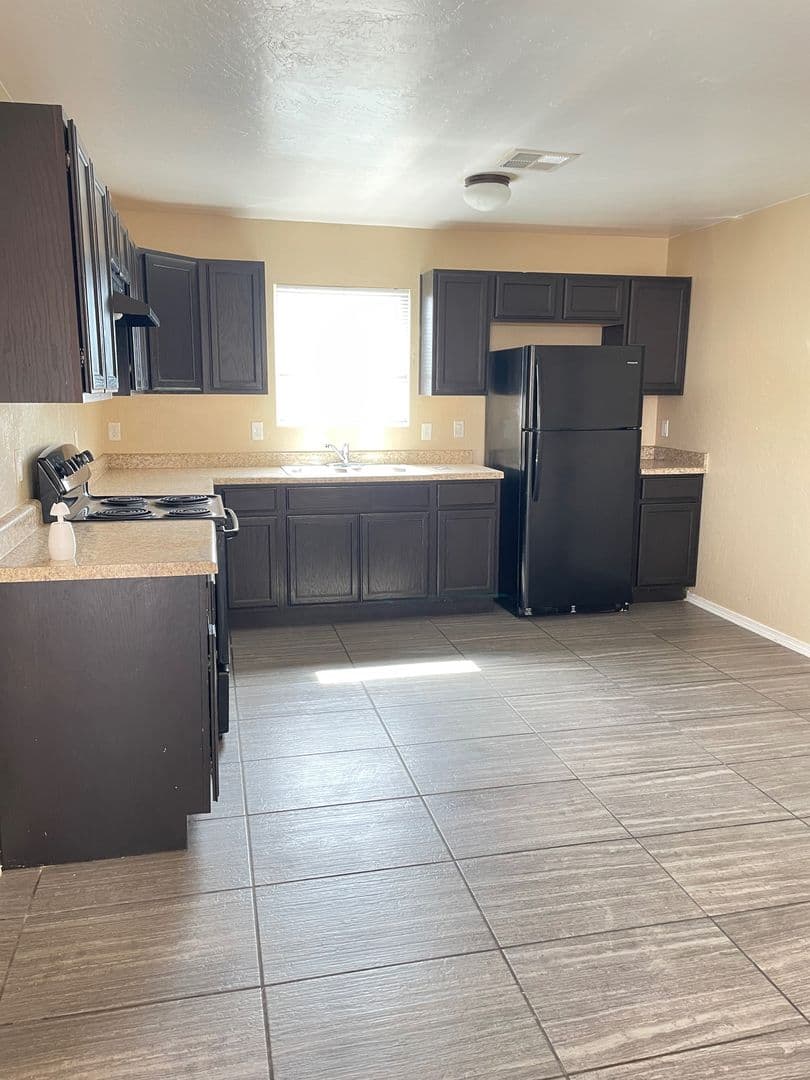 EL PASO Apartment: 512 Center Way - 50% OFF FIRST MONTH