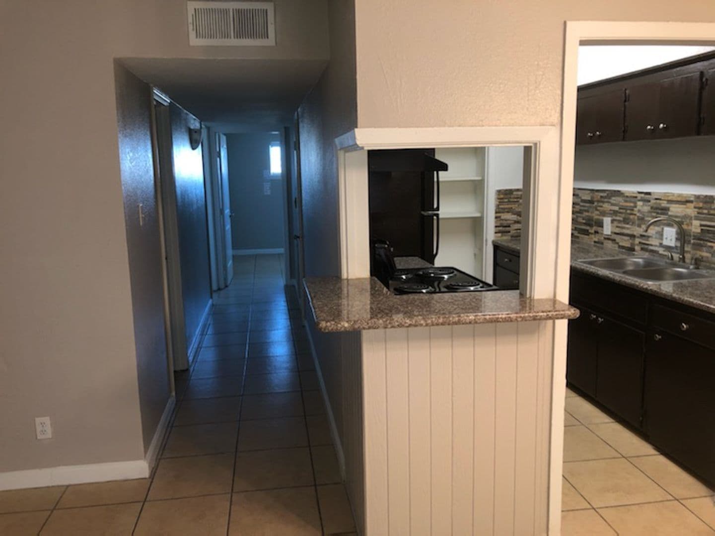 Houston Apartment: 7525 Hillcroft Ave,