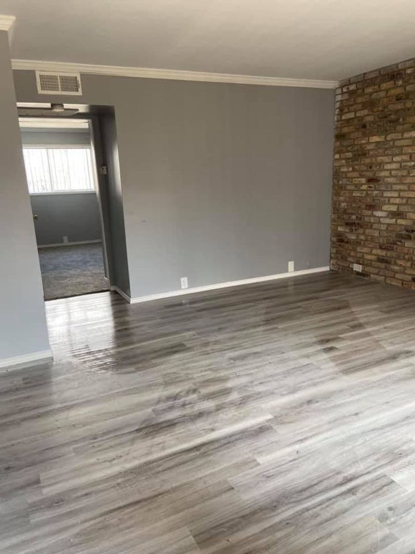 Houston Apartment: 3015 Greenridge Dr