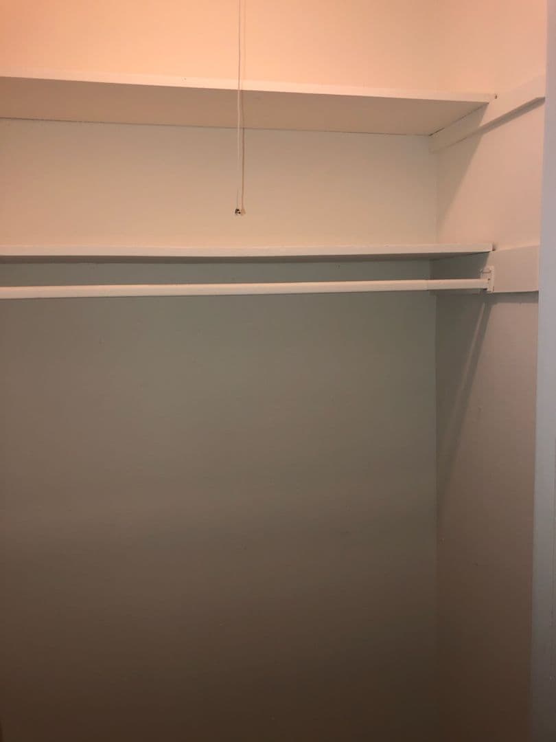 Houston Apartment: 7525 Hillcroft Ave,