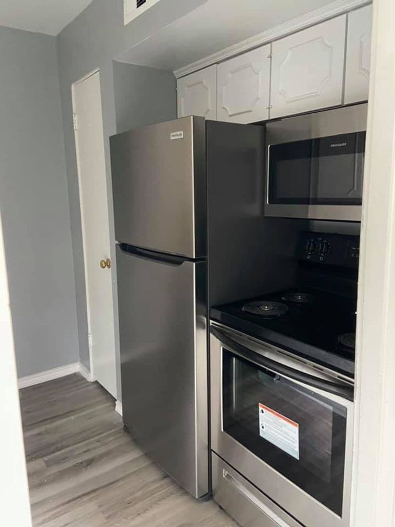 Houston Apartment: 3015 Greenridge Dr