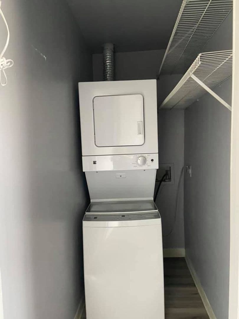 Houston Apartment: 3015 Greenridge Dr