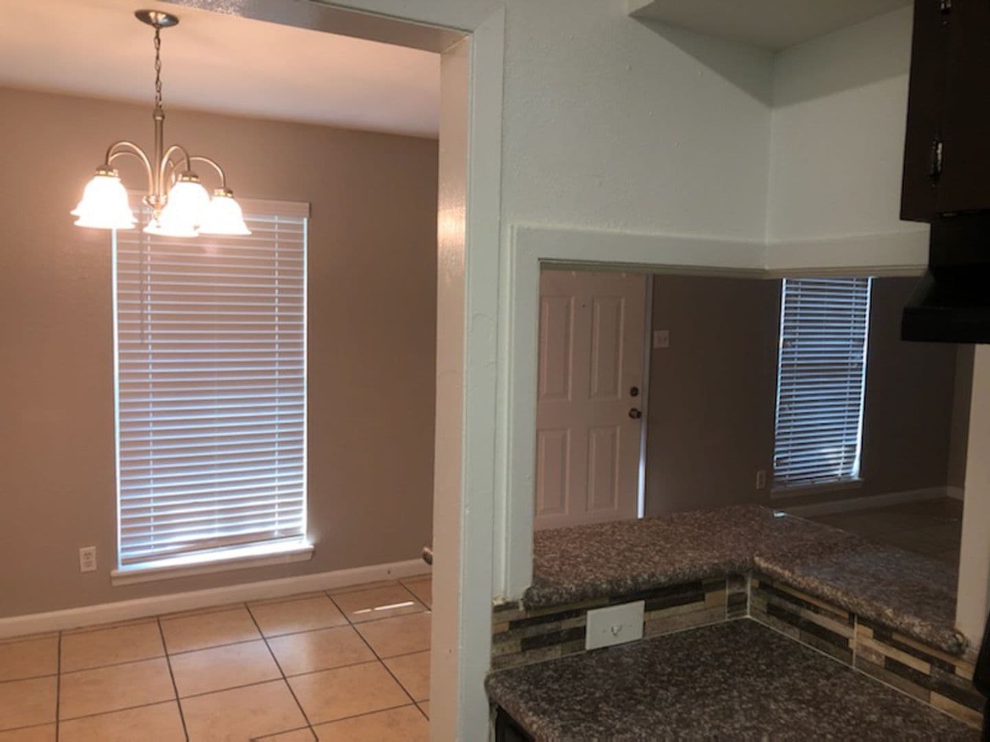 Houston Apartment: 7525 Hillcroft Ave,