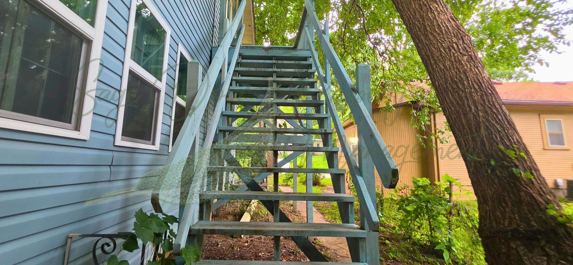 Independence Apartment: 630 N Pleasant Street