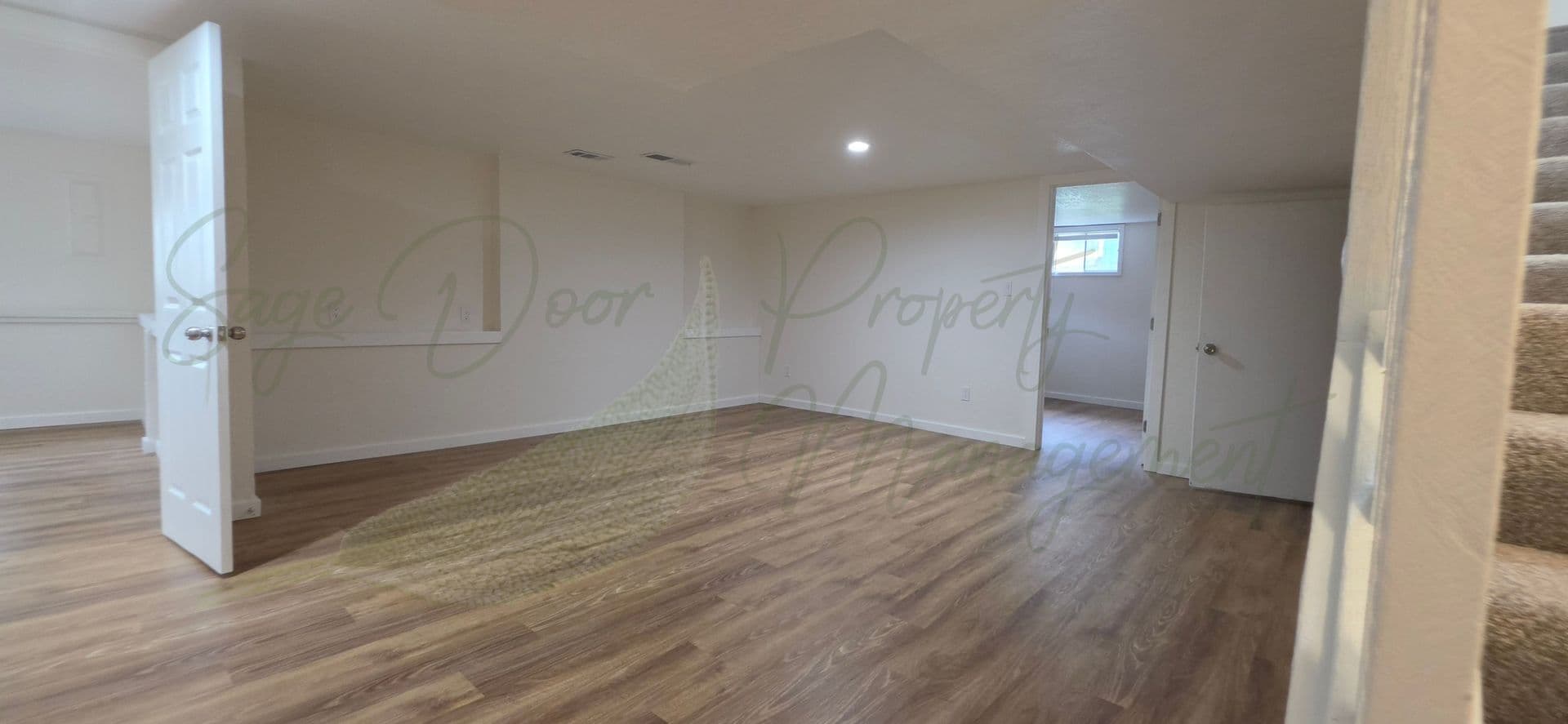 Lenexa House: 12419 W 82nd Terrace