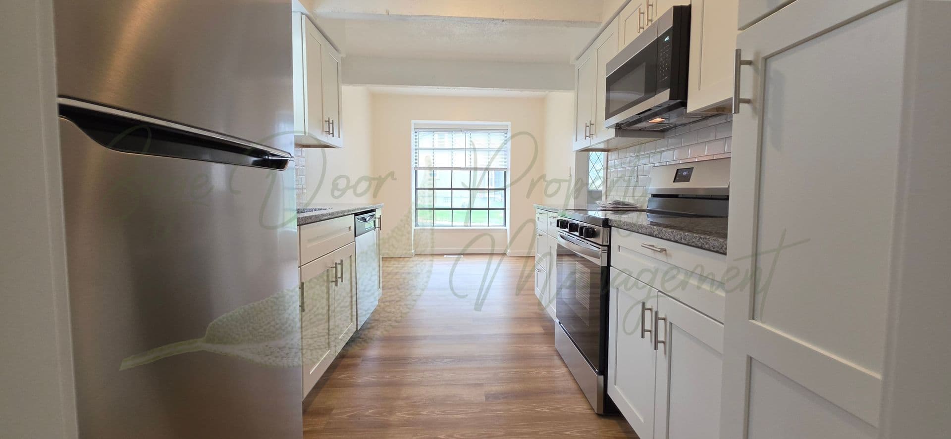 Lenexa House: 12419 West 82nd Terrace