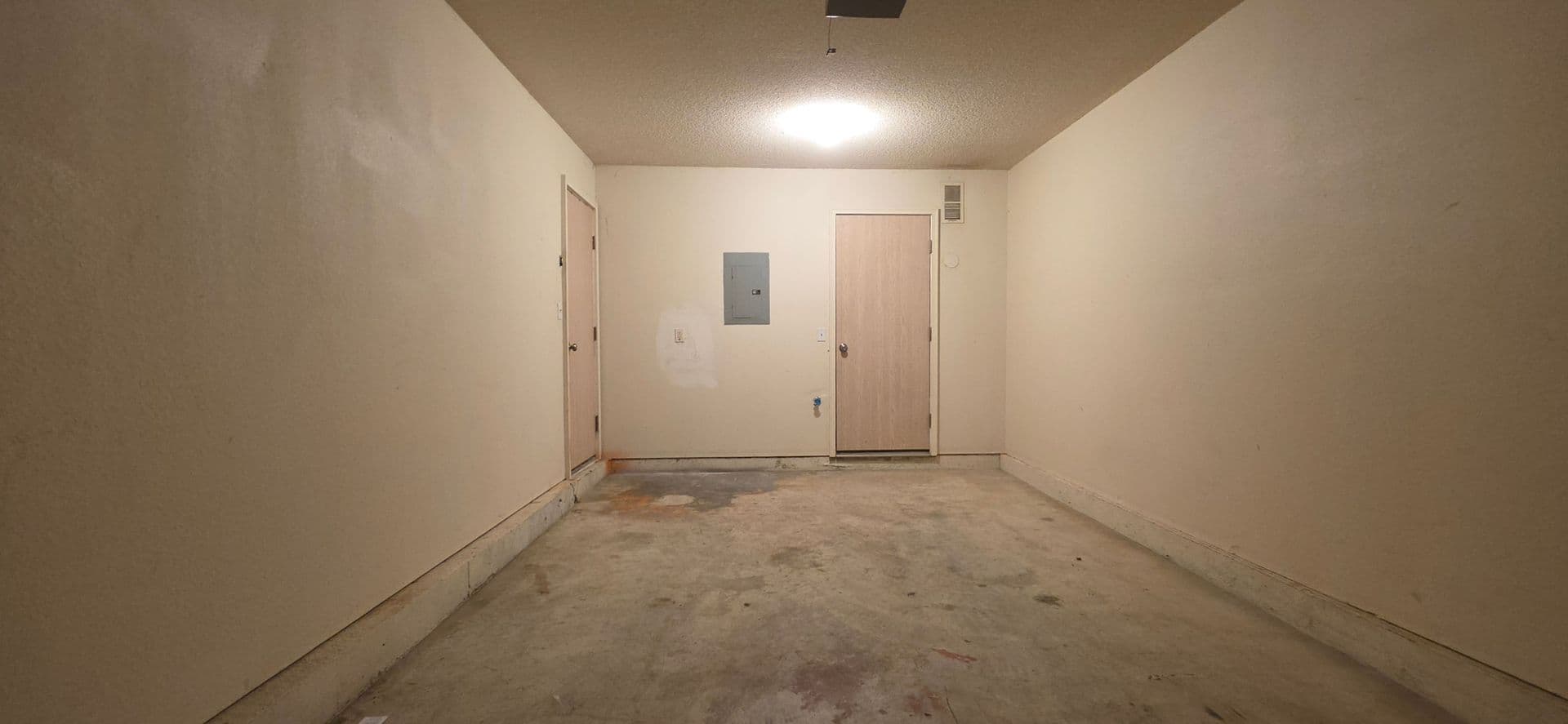 Oak Grove Apartment: 205 NE Dogwood Street