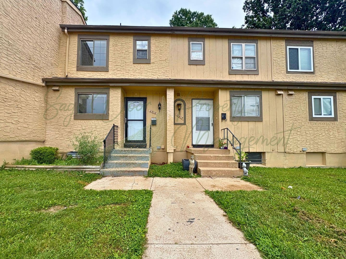 Kansas City Townhome: 11513 Richmond Avenue
