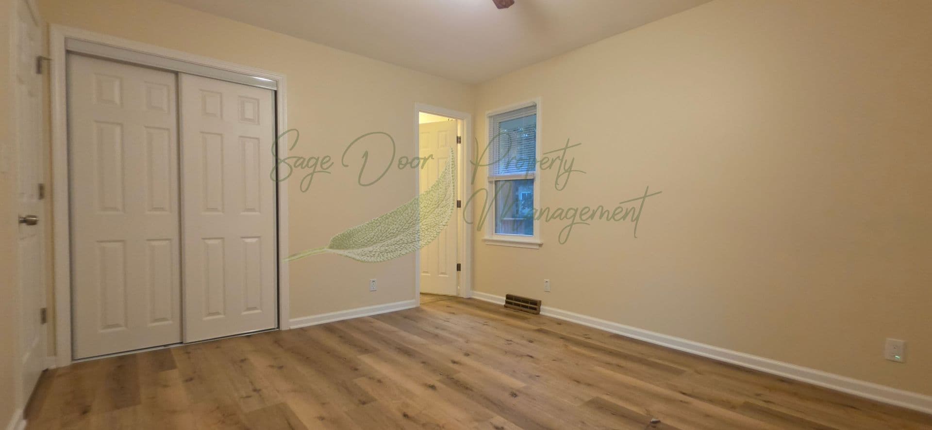 Kansas City House: 6613 NE 49th Terrace