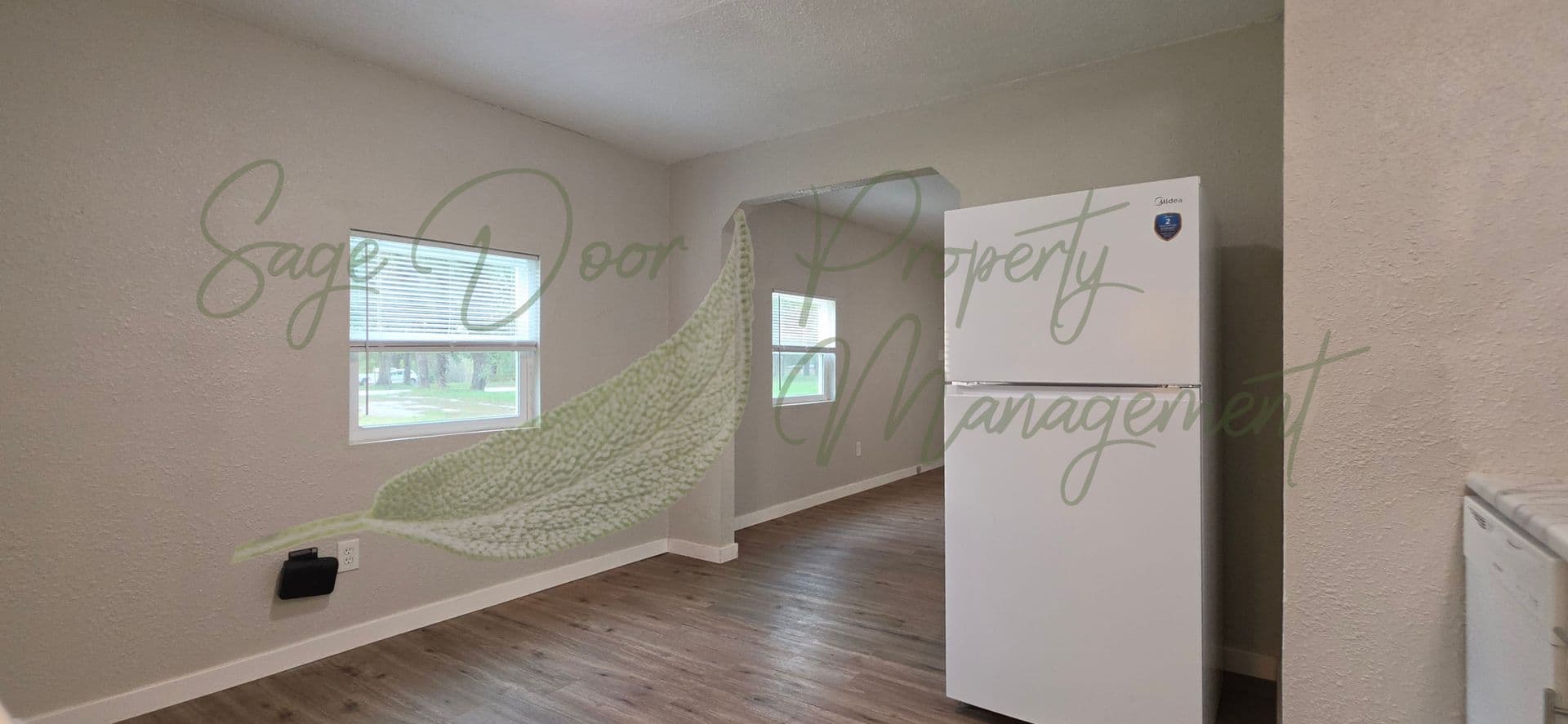 Warrensburg Apartment: 761 NE 101st Road