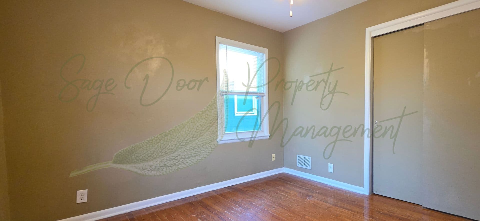 Independence House: 1129 N Cottage Ave