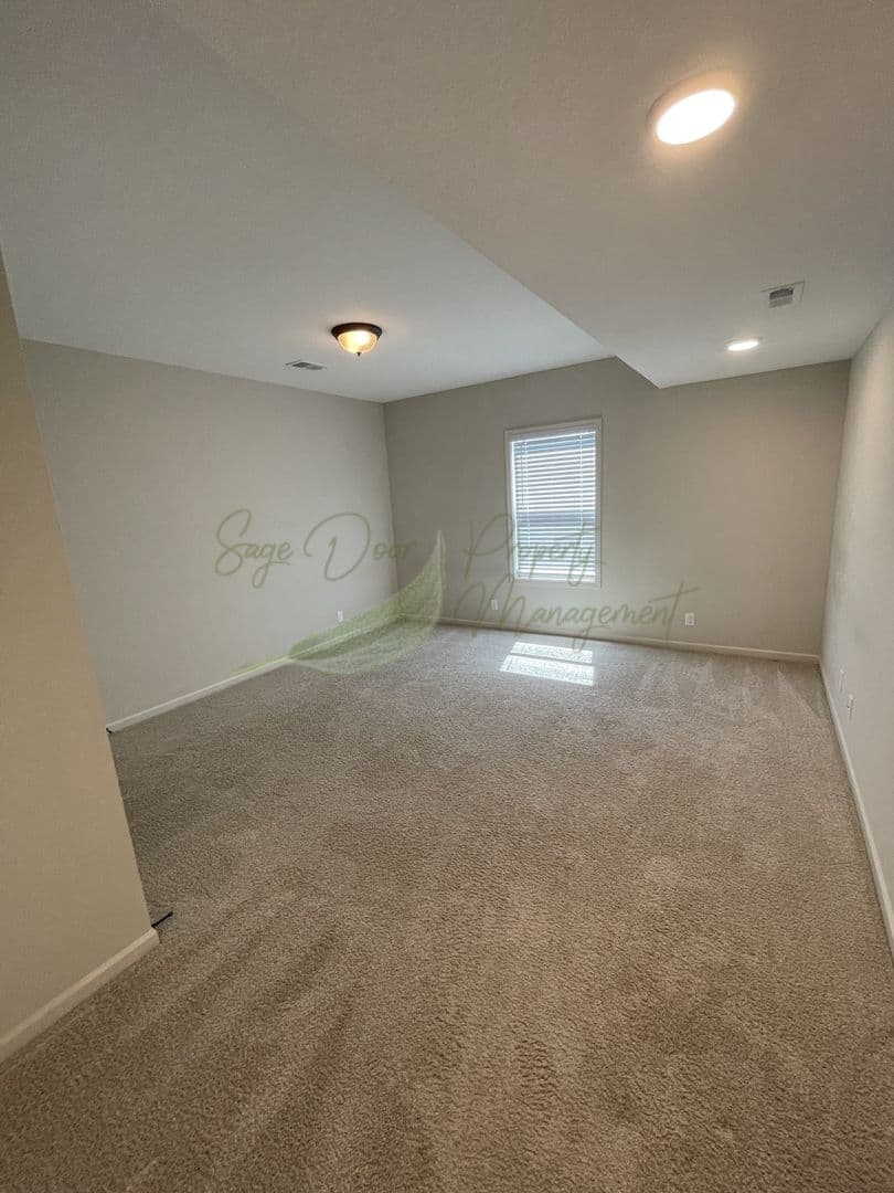 Leavenworth House: 1713 W Glen Drive