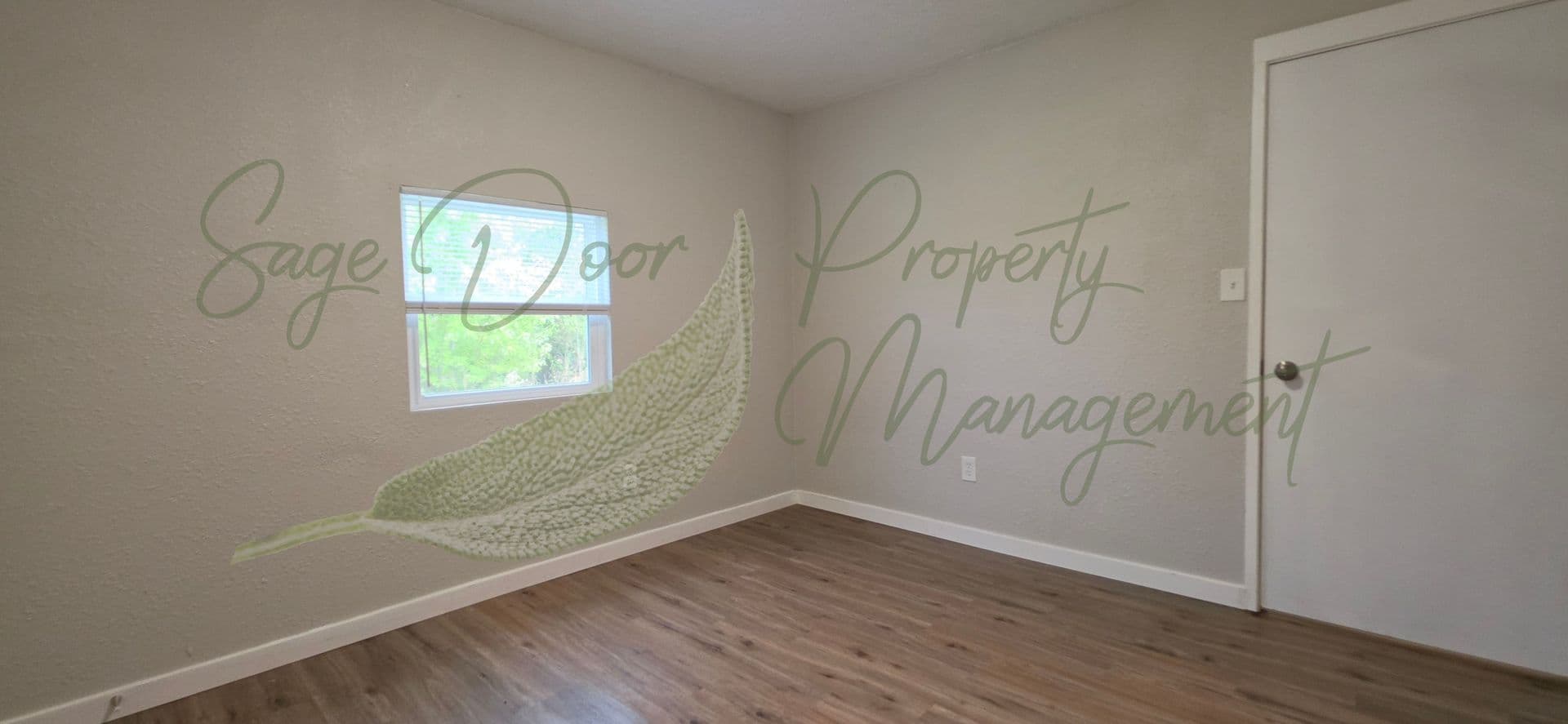 Warrensburg Apartment: 761 NE 101st Road