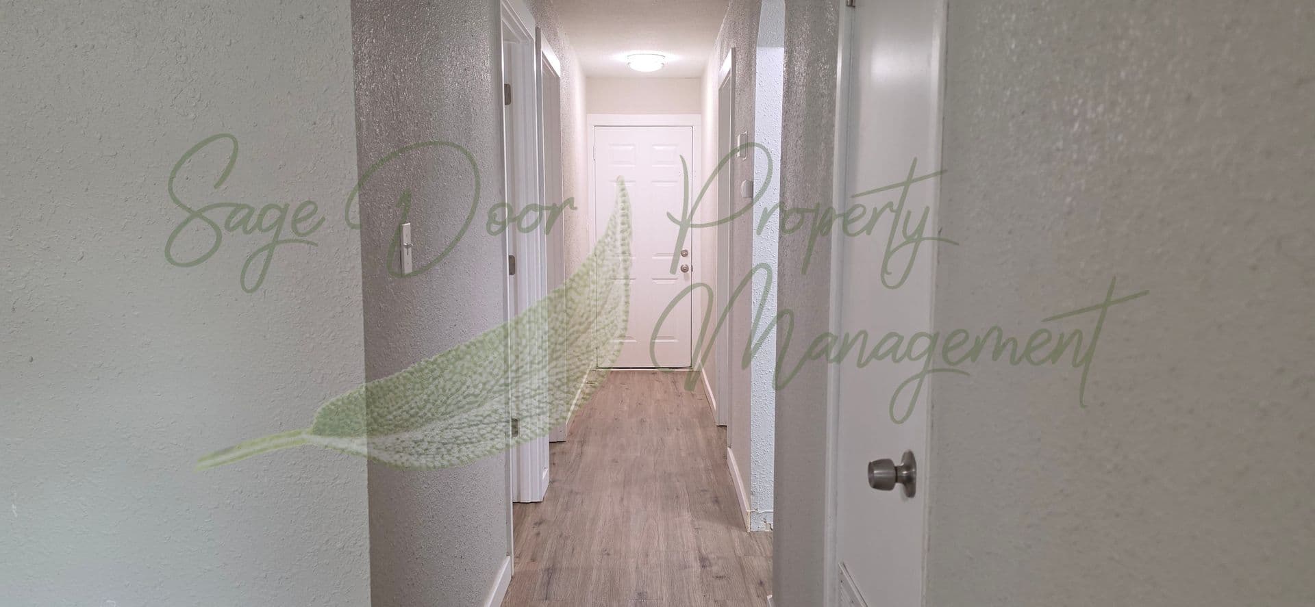 Warrensburg Apartment: 761 NE 101st Road