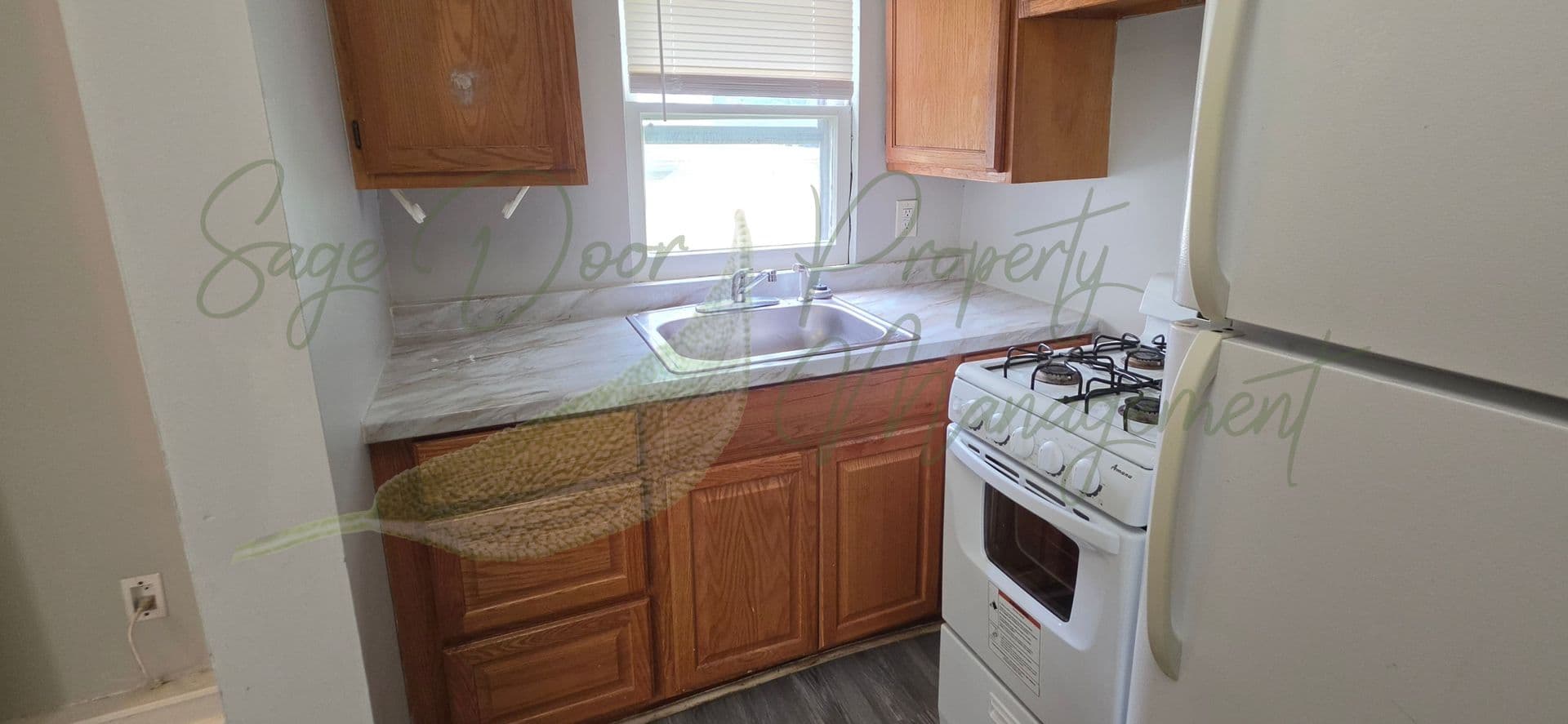 Independence Apartment: 1206 W Maple Ave