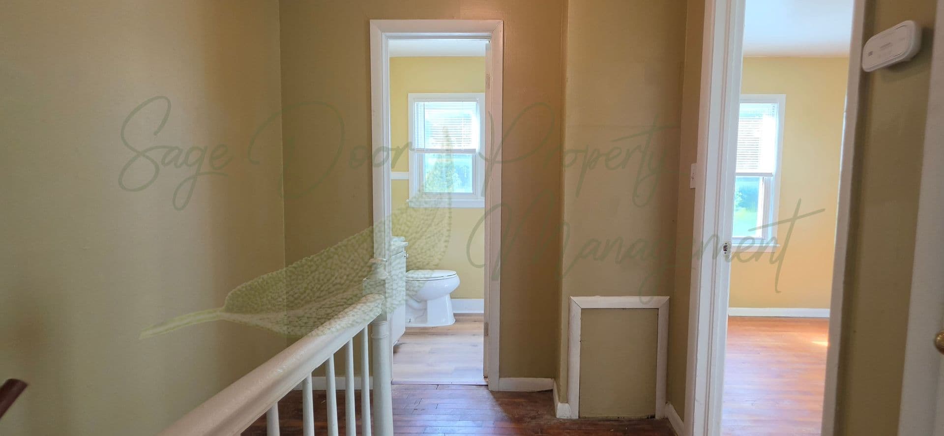 Independence House: 1210 N Union St