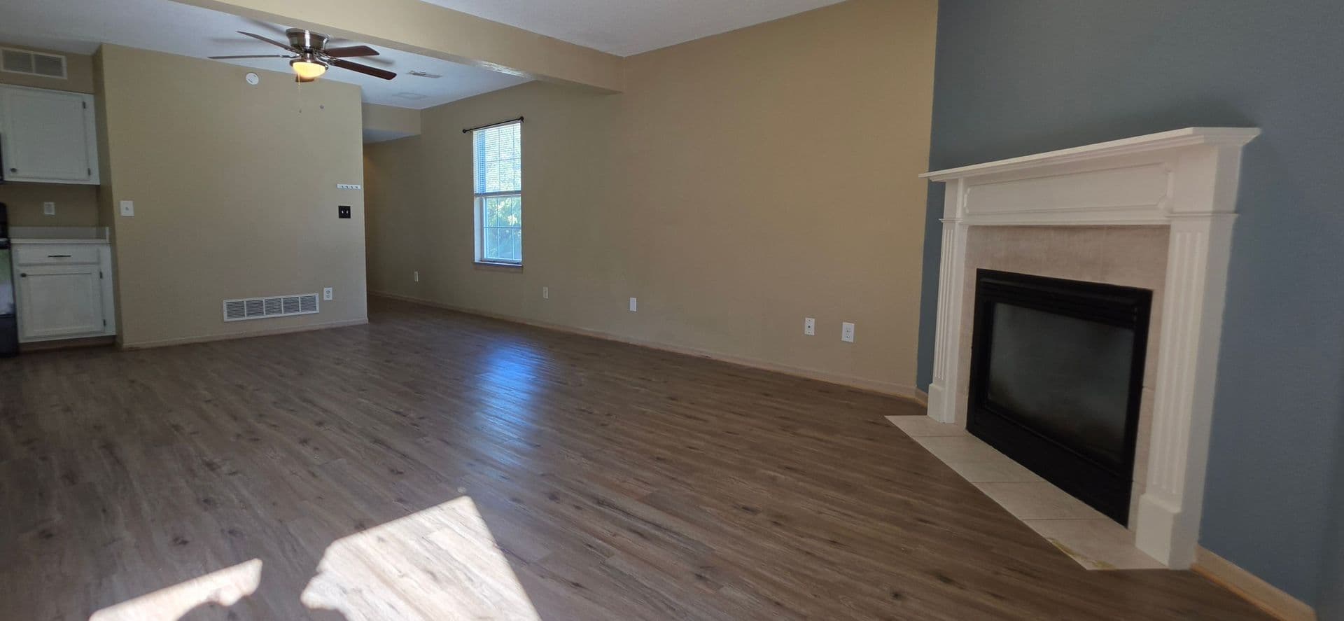 Oak Grove Apartment: 205 NE Dogwood Street