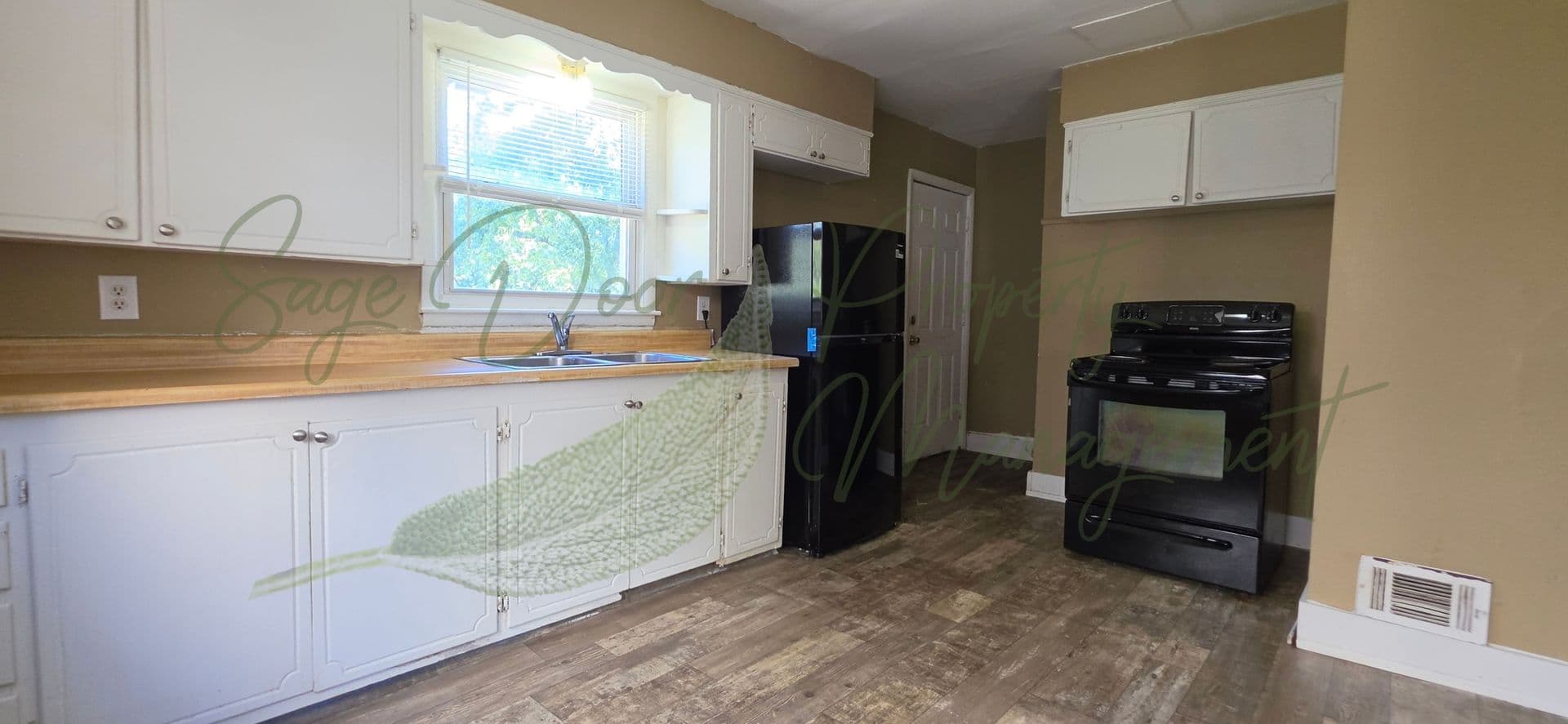 Independence House: 1131 N Cottage Ave