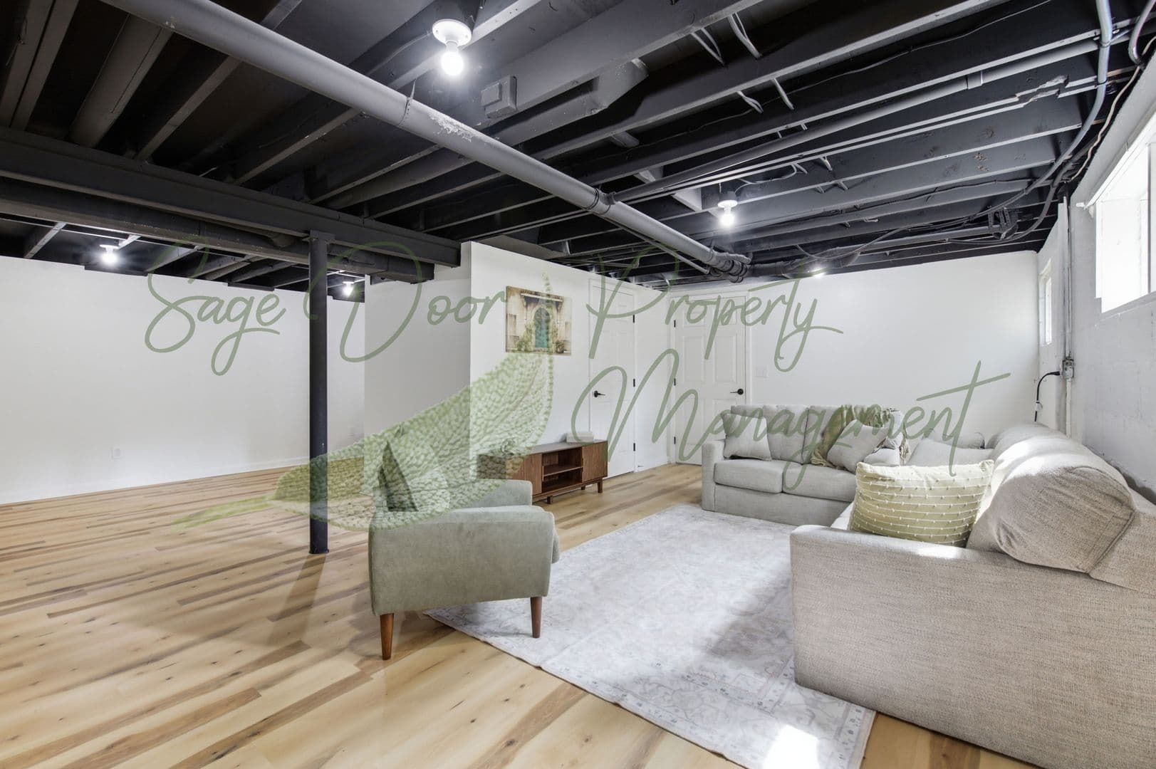 Independence House: 1724 S Trail Ridge Dr