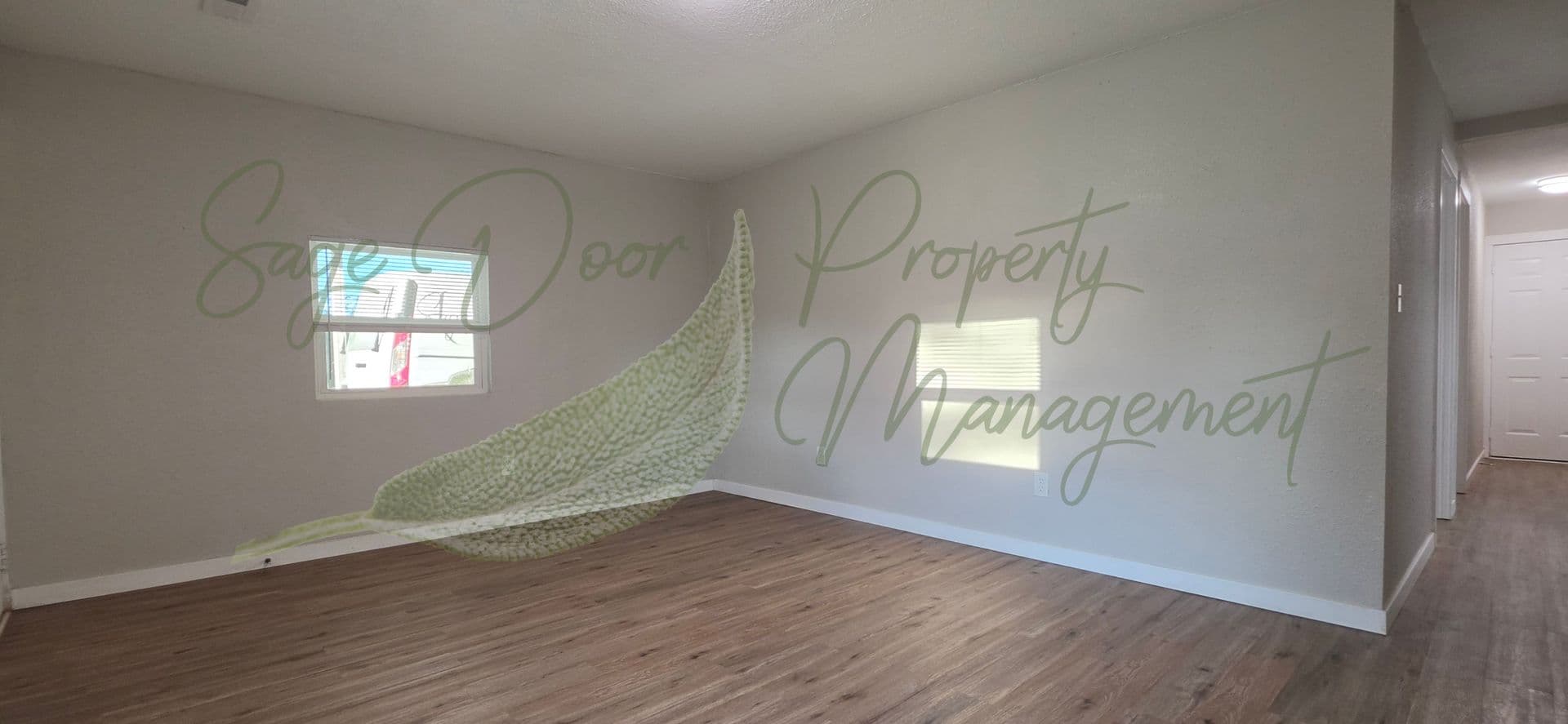 Warrensburg Apartment: 761 NE 101st Road