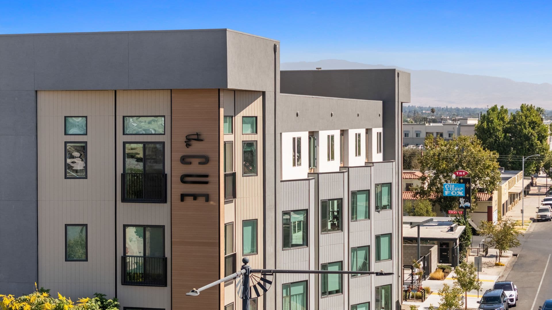 Bakersfield Apartment: 1800 Q St