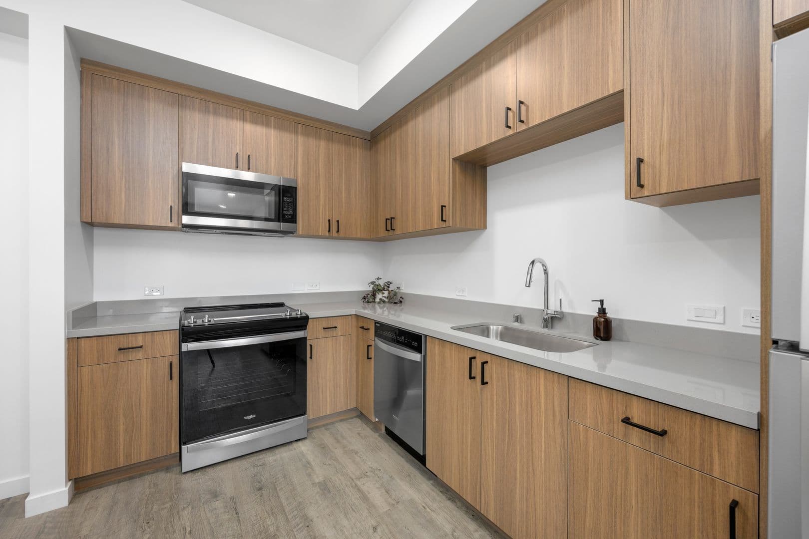 Bakersfield Apartment: 918 20th Street