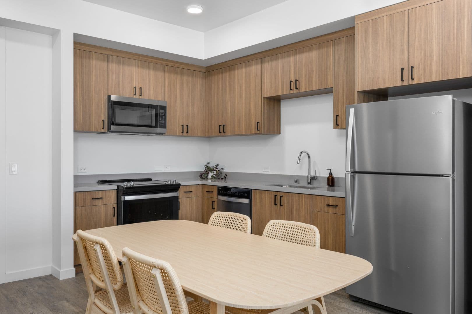 Bakersfield Apartment: 918 20th Street