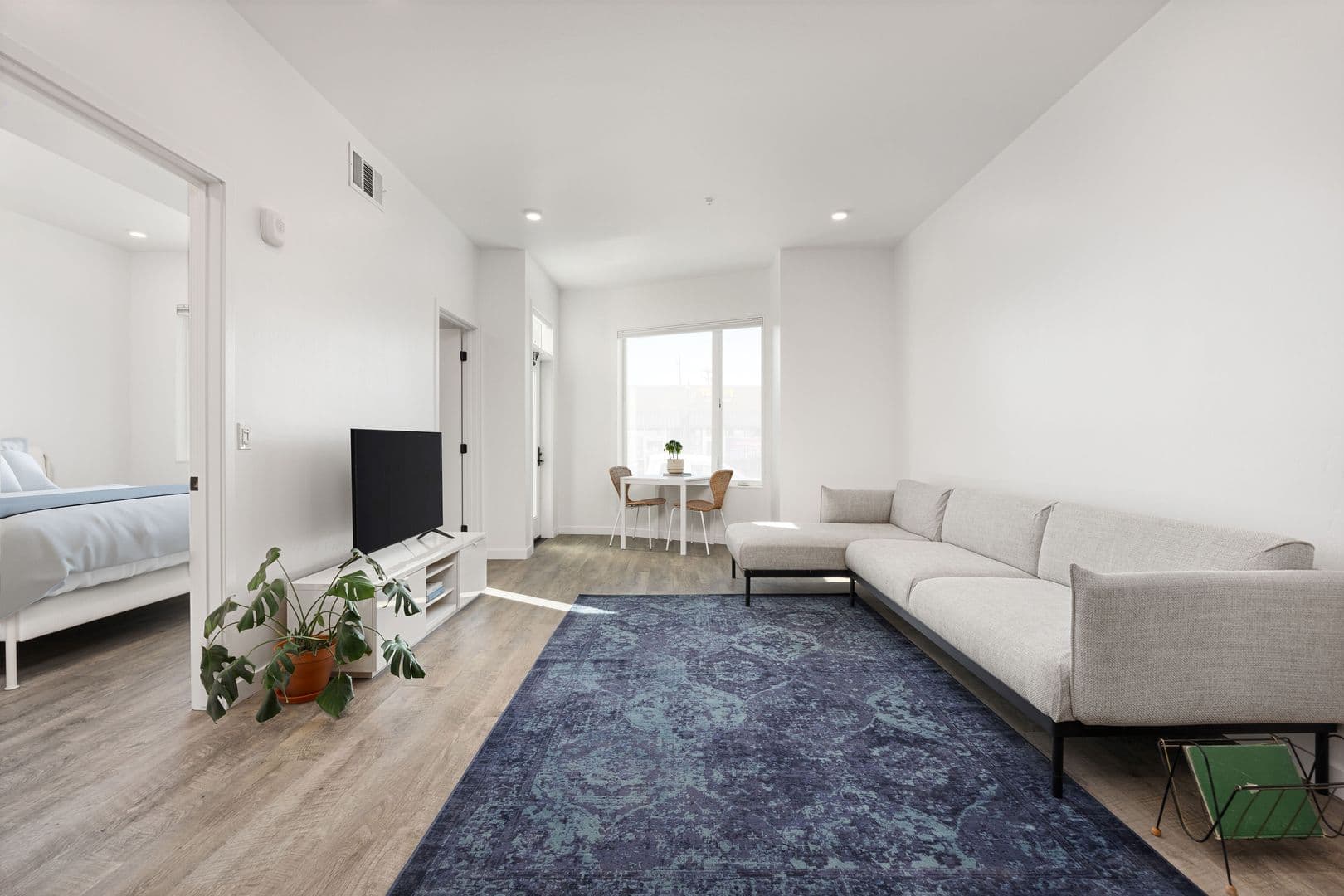 Bakersfield Apartment: 1800 Q St