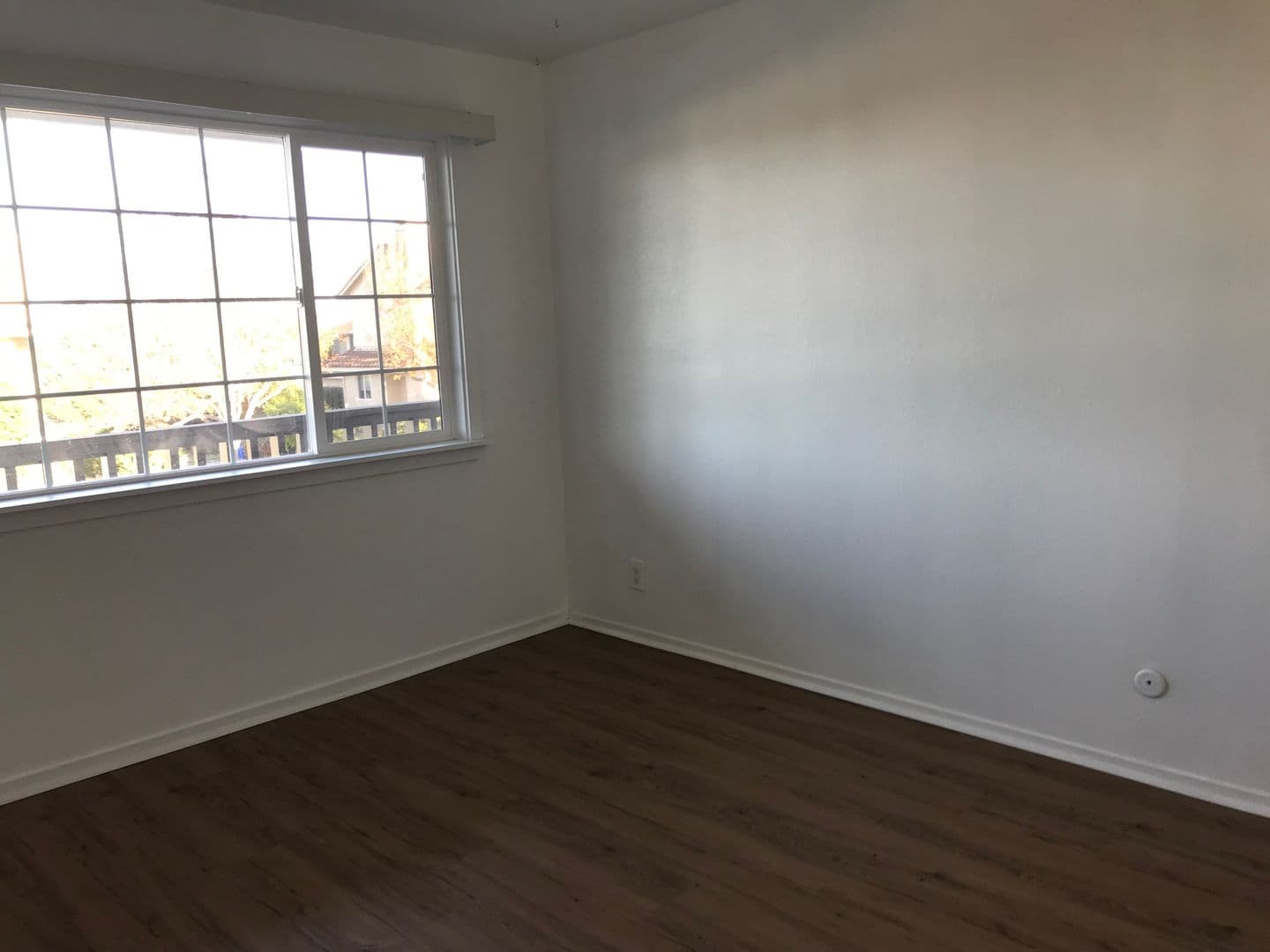 Monterey Apartment: 77 Porta Vista Dr