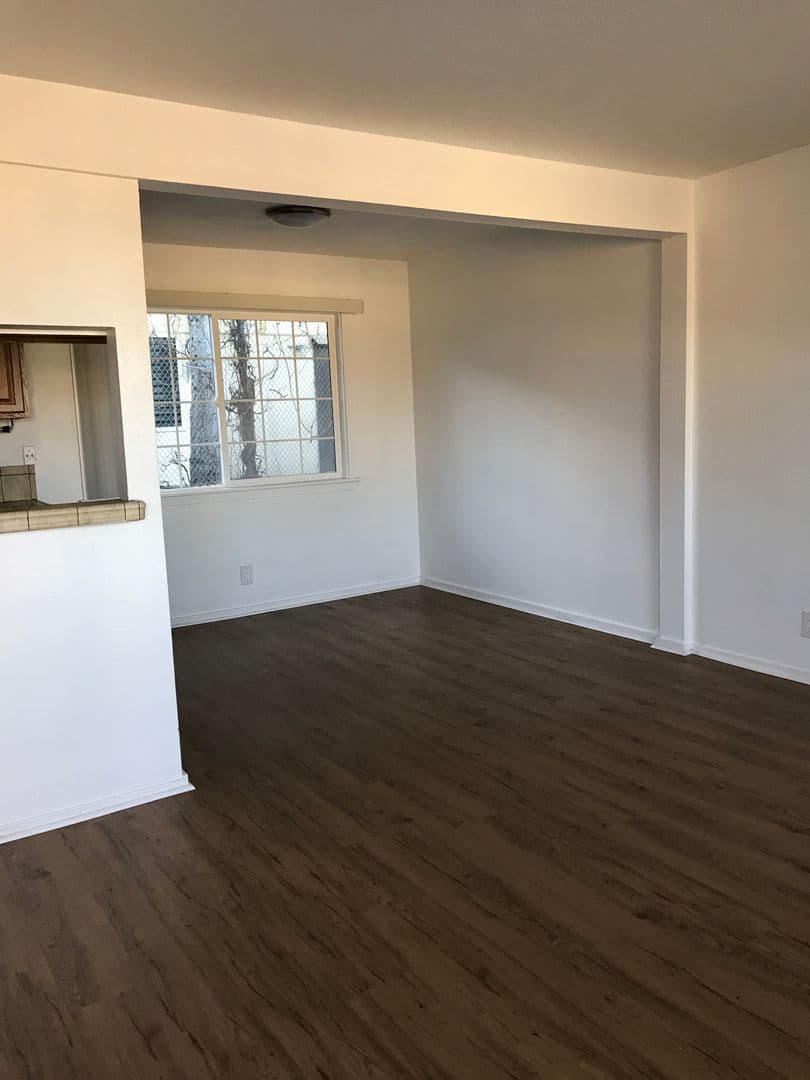 Monterey Apartment: 77 Porta Vista Dr