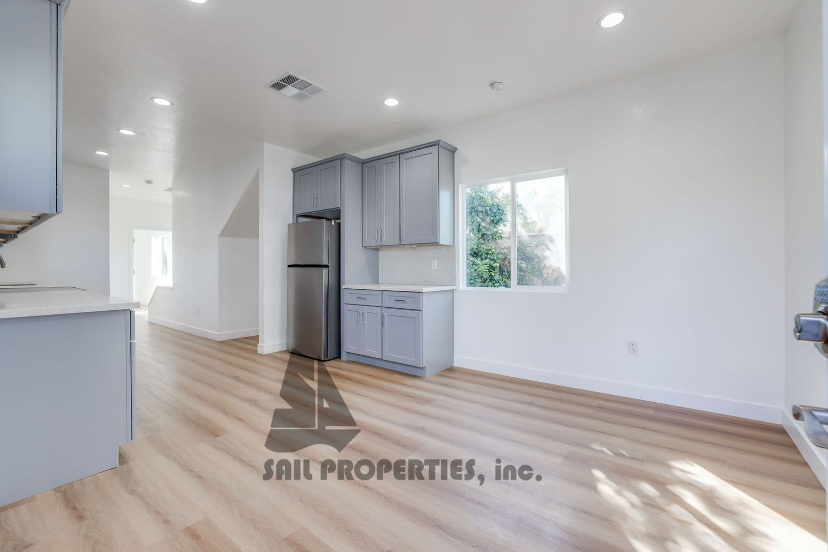 Huntington Beach House: 8686 Hastings Cir