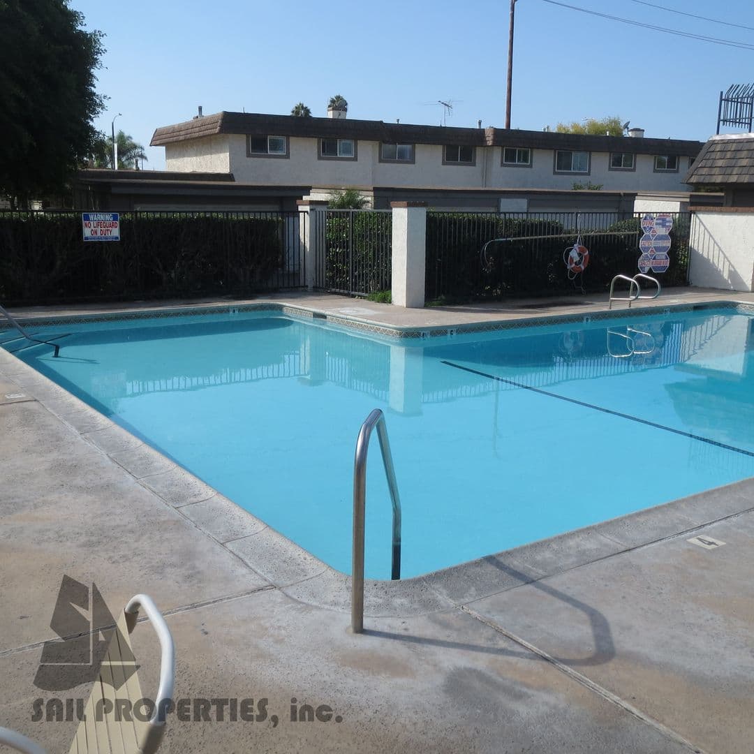 Westminster Townhome: 5662 Eastbourne Walk