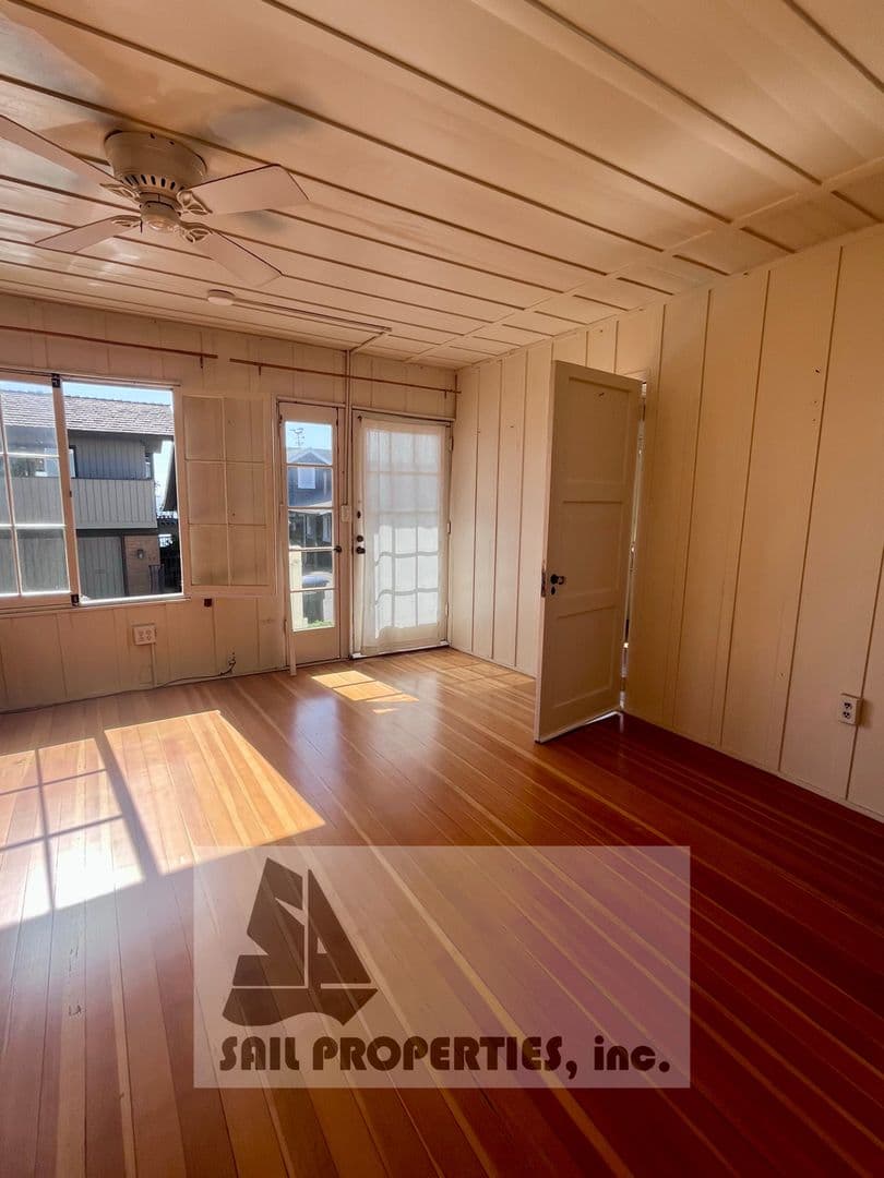 Laguna Beach House: 163 Sunset Terrace