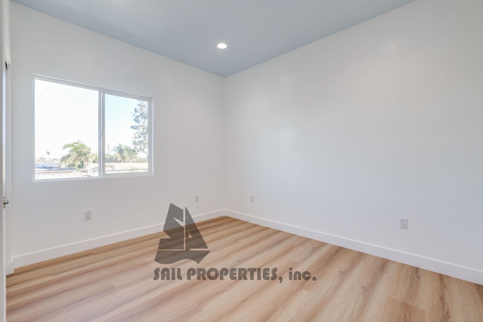 Huntington Beach House: 8686 Hastings Cir