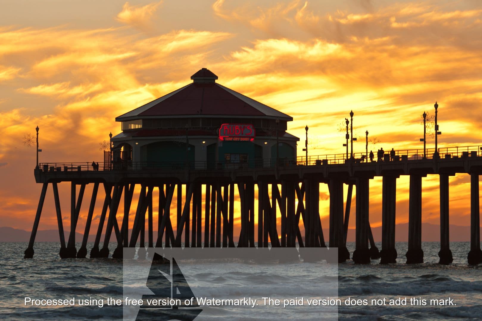 Huntington Beach House: 8686 Hastings Cir