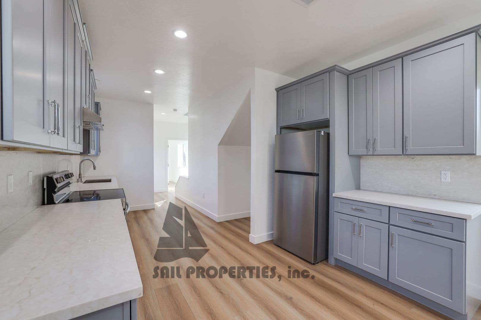 Huntington Beach House: 8686 Hastings Cir