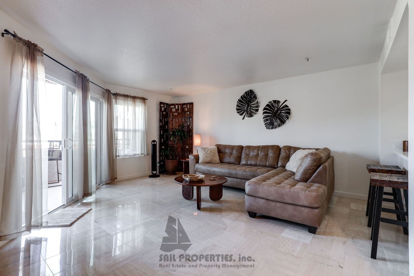 Huntington Beach Condo: 1200 Pacific Coast Hwy #327