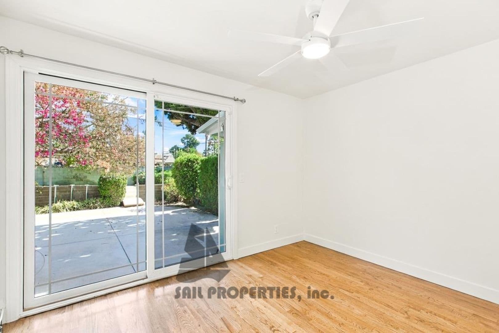 Garden Grove House: 11292 Stratford Way