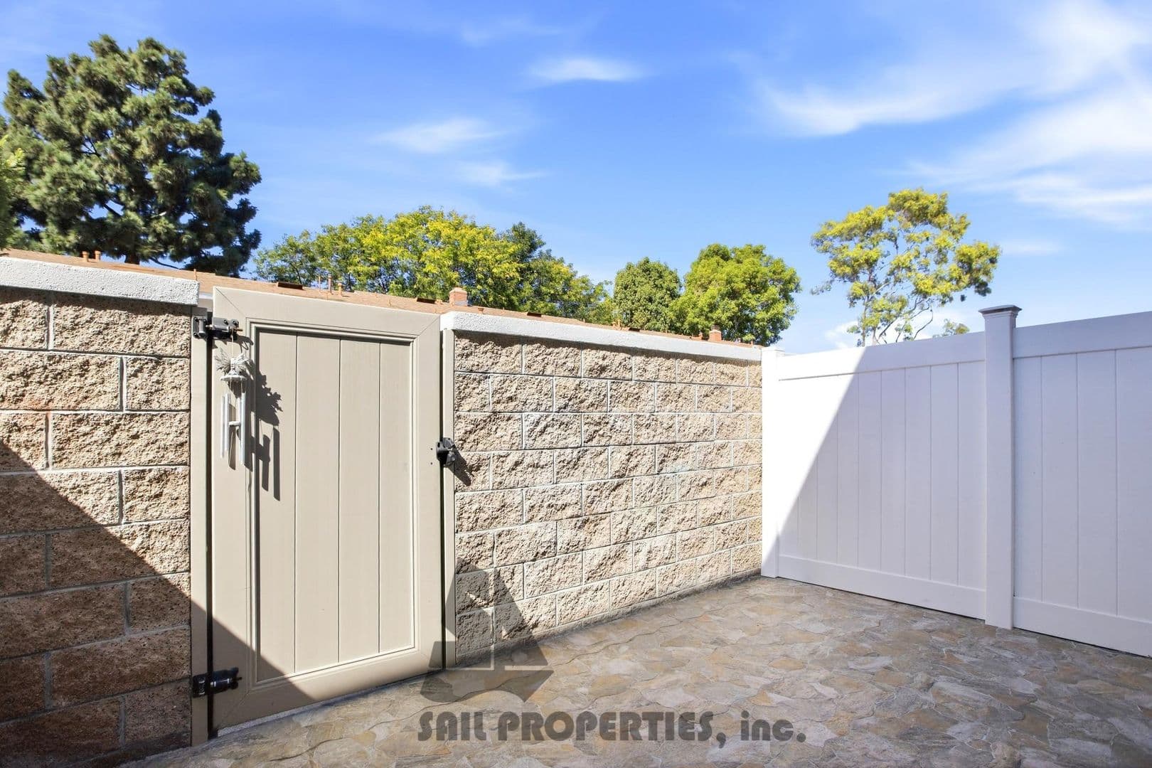 Huntington Beach Townhome: 19788 Coventry Lane