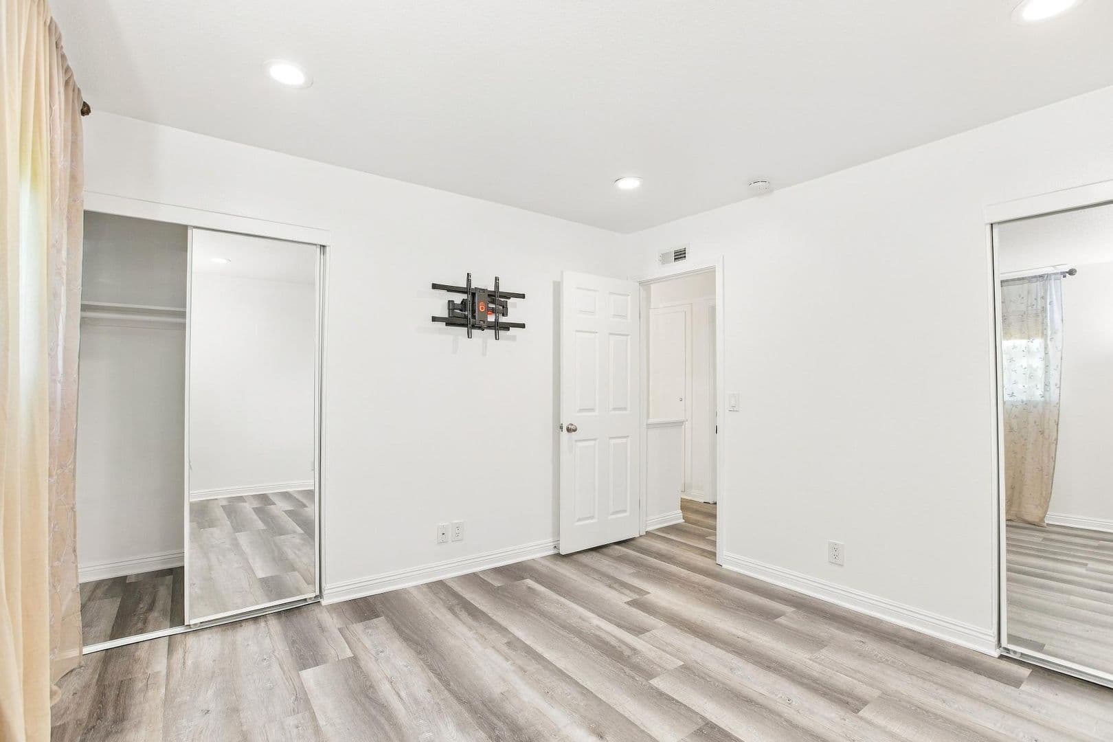 Huntington Beach Townhome: 19788 Coventry Lane