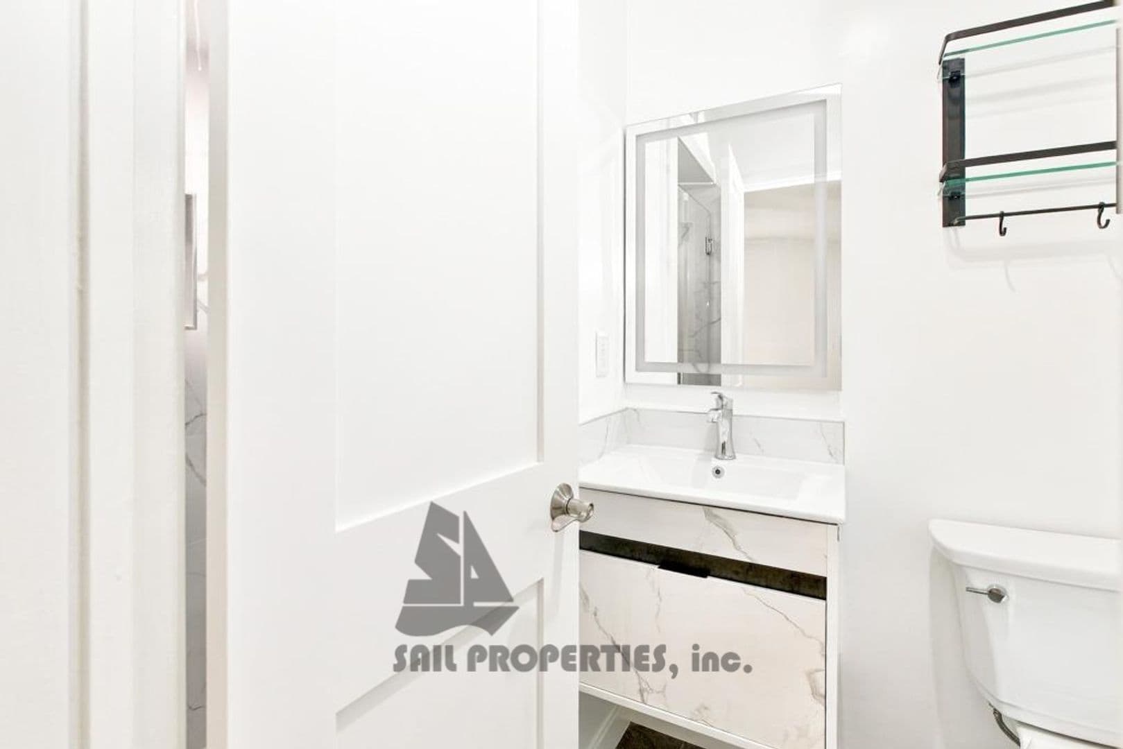 Garden Grove House: 11292 Stratford Way