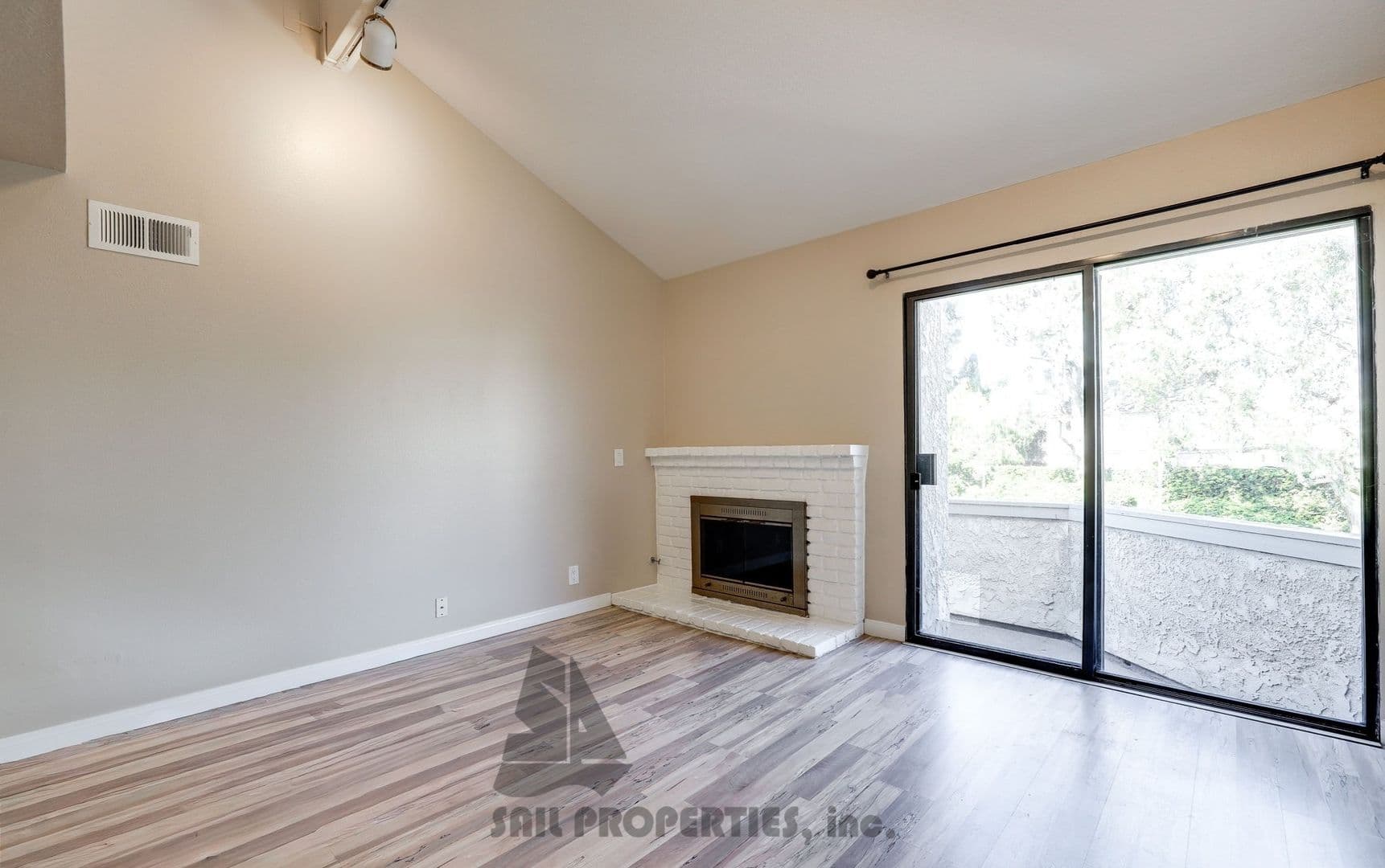 Huntington Beach Condo: 5146 Dorado Drive, Unit 212