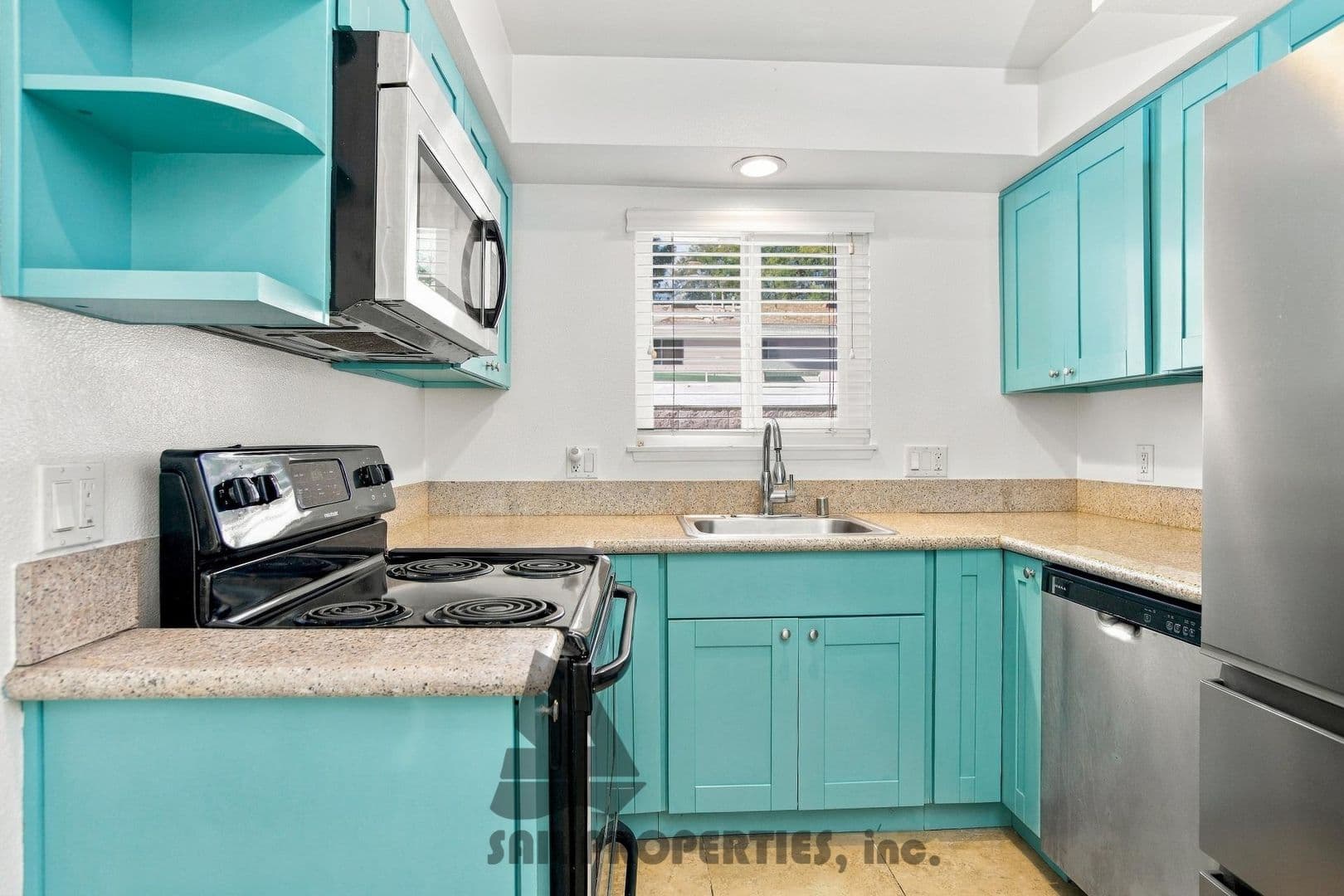 Huntington Beach Townhome: 19788 Coventry Lane