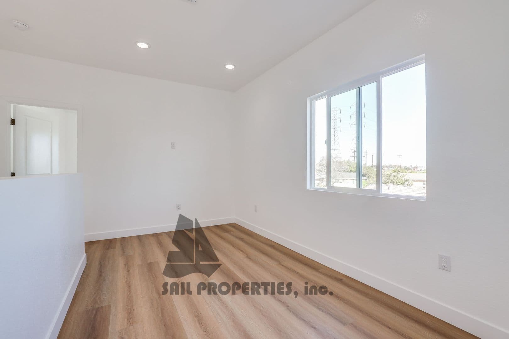 Huntington Beach House: 8686 Hastings Cir
