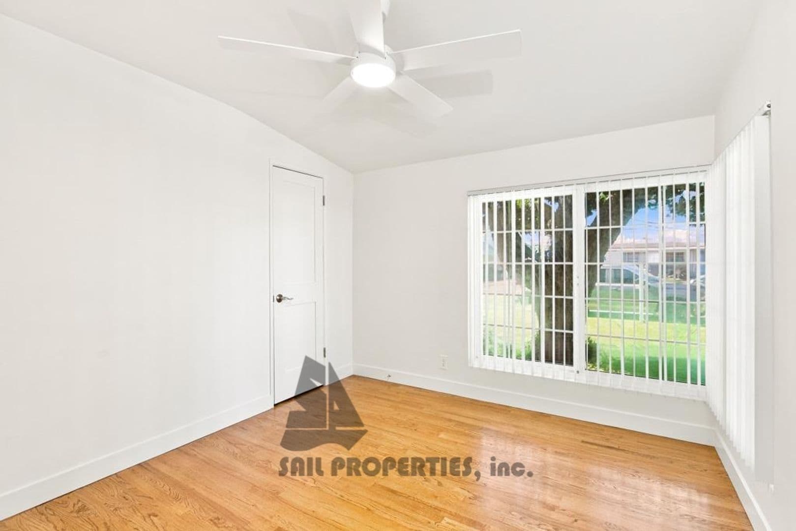 Garden Grove House: 11292 Stratford Way